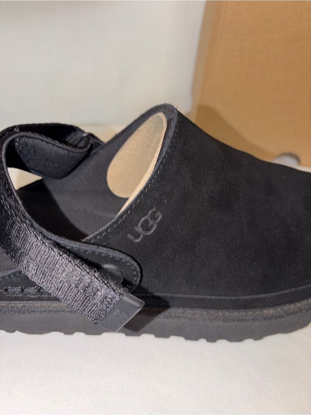 UGG Goldenstar black size 9 - Picture 3 of 10